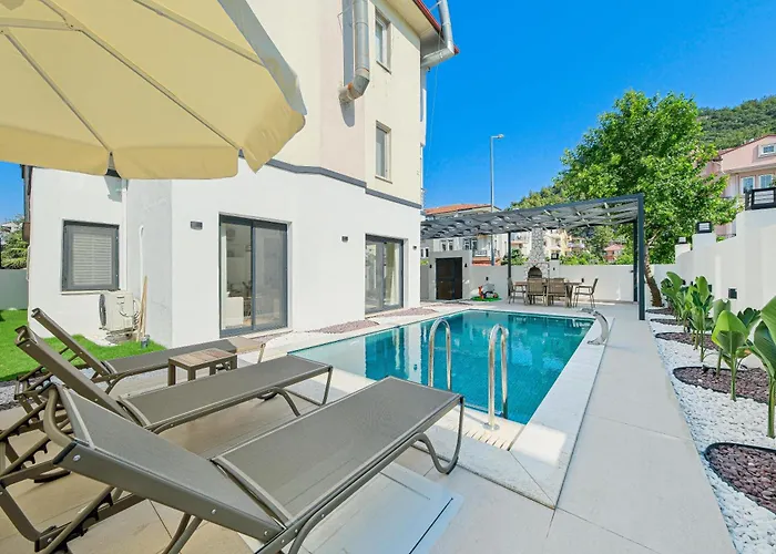 The B House * فتحية